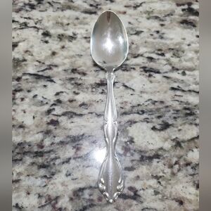 Oneida Cantata Satin teaspoon Stainless Steel USA 6" flatware